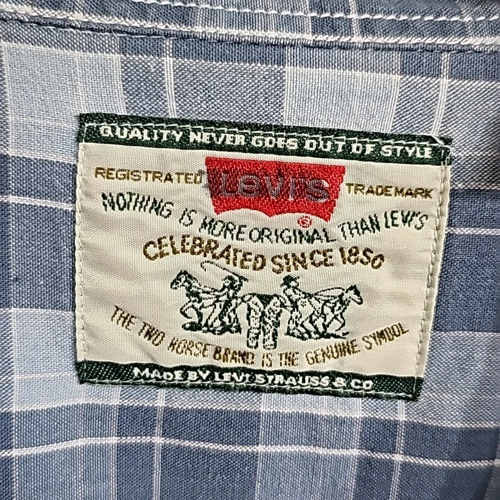 Levi's mens plaid shirt. THE TWO HORSE BRAND. Size XL. Blue/gray‎ plaid.